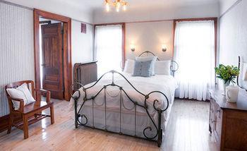 Couette-café Market Street Wooster